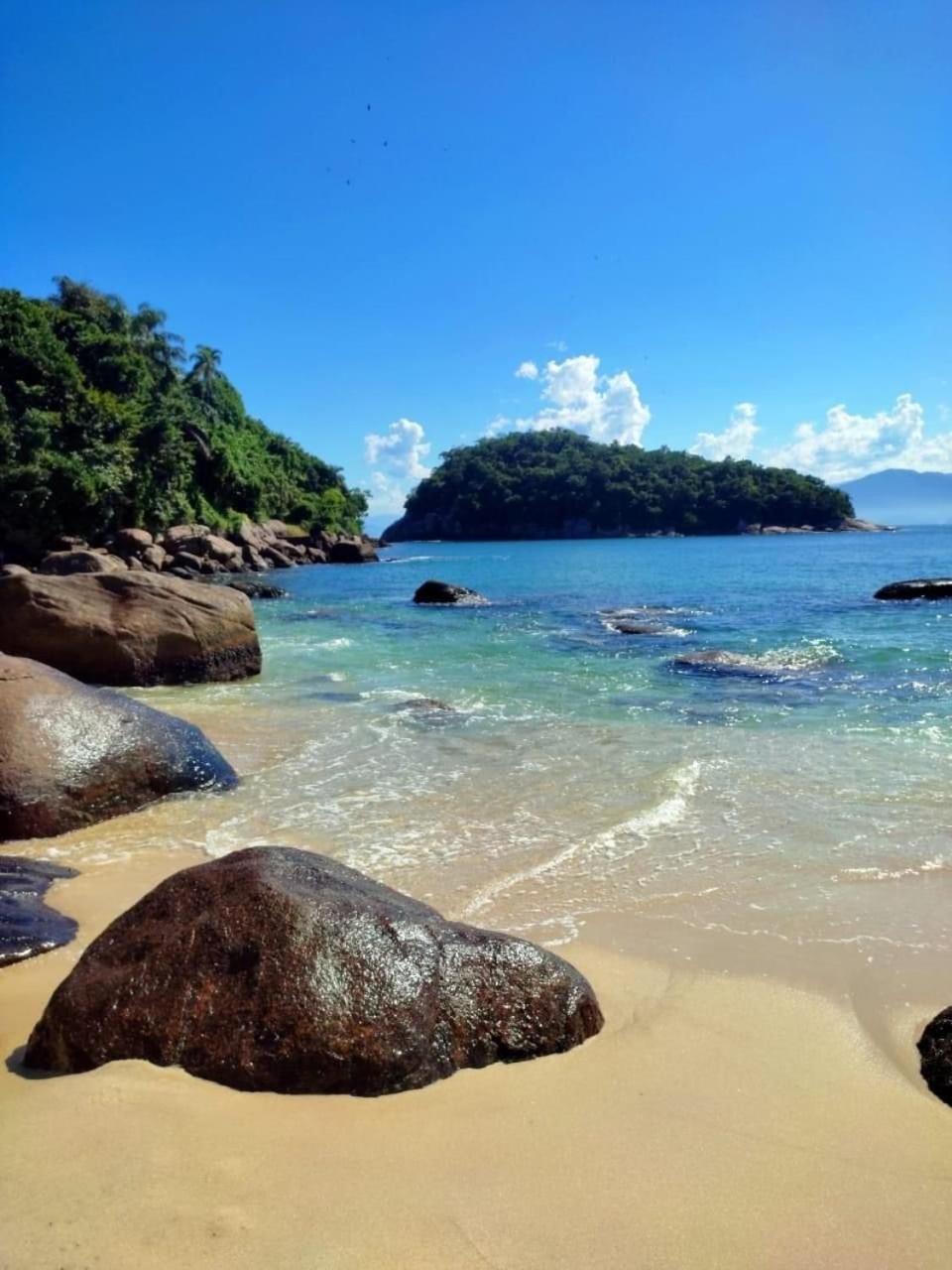 Apartamento Ubatuba- Toninhas 104.