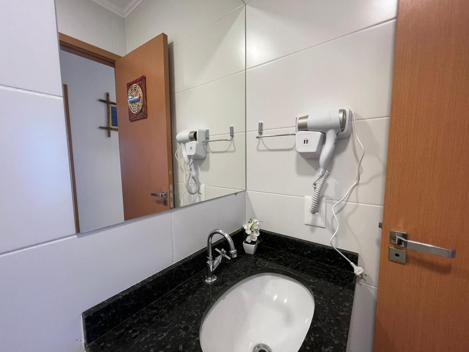 Apartamento Ubatuba- Toninhas 104. Ubatuba